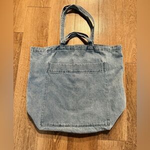 *RARE* Baggu Giant Tote Bag in Light Denim